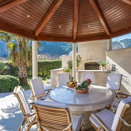 아파트 Anna 오미스